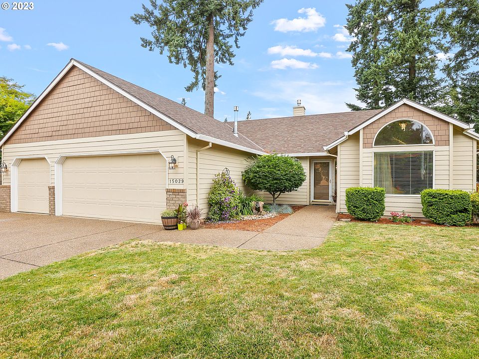 1st image of 15029 Saint Andrews Dr