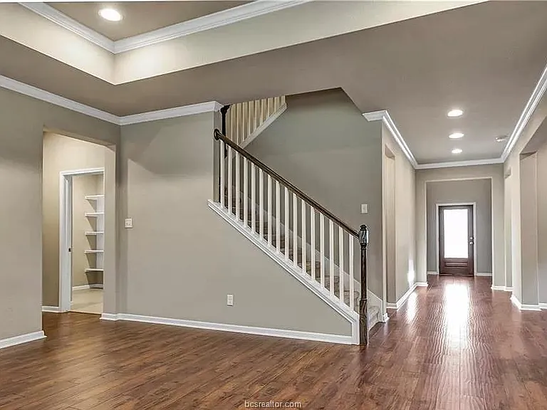 2708 Cainhorn Ct — Photo 4