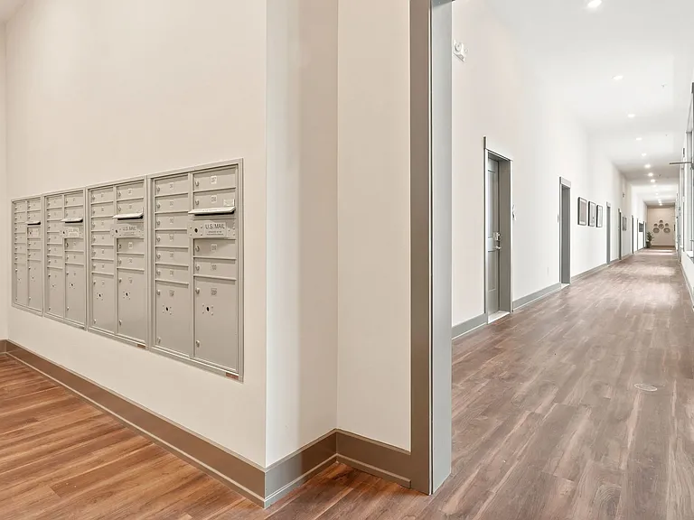 Neel's Lofts — Photo 25