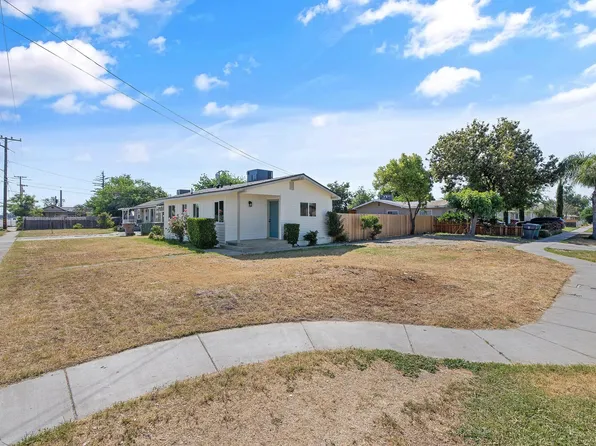 545 W Cross Avenue, Tulare, CA 93274