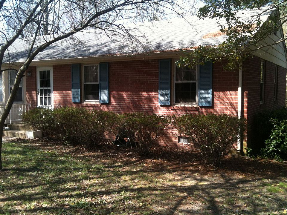 2nd image of 8021 Willow Ave