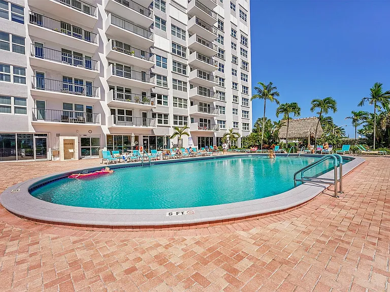 405 N Ocean Blvd #306 — Photo 44