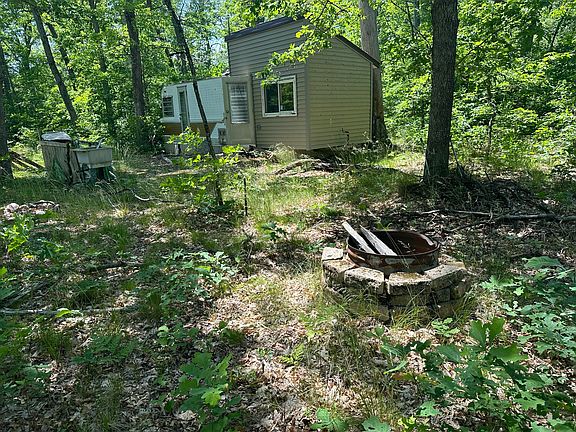 4th image of 3661 S Cornell Ave