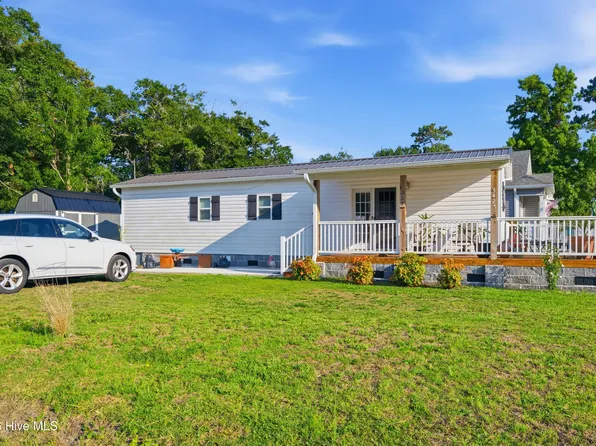 5427 Dove Drive SW, Ocean Isle Beach, NC 28469