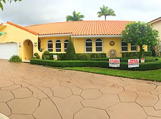 2025 SW 92nd Ct, Miami, FL 33165