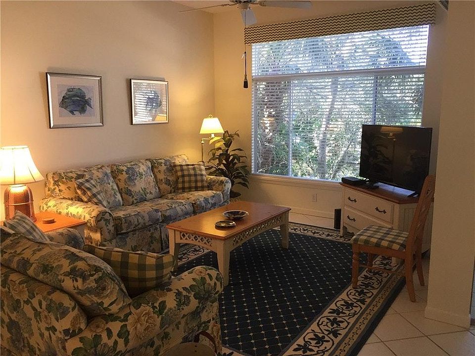 1st image of 1315 Winding Oaks Cir E