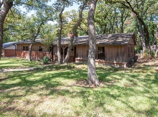 1716 Danciger Dr, Fort Worth, TX 76112
