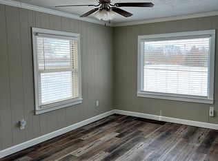 4200 NW Rochester Rd, Topeka, KS 66617