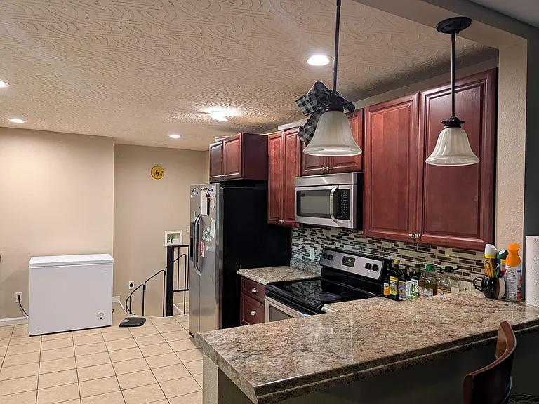 135 Smith Hl — Photo 4
