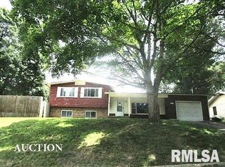 535 N Avenue C #C, Canton, IL 61520