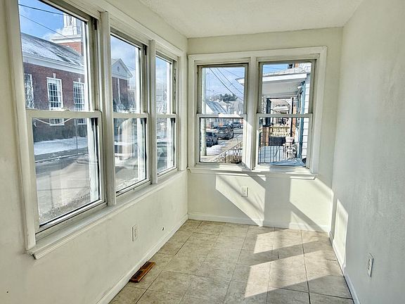 3rd image of 87 W Harmony St