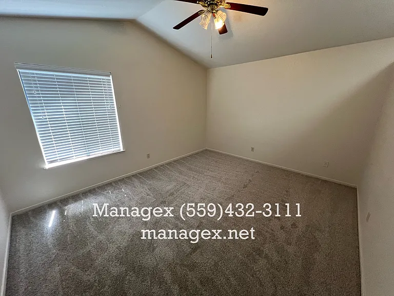 509 E Alluvial Ave #105 — Photo 10