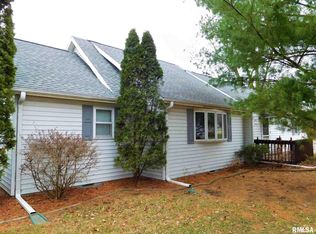 103 E Green Ave, Deer Creek, IL 61733