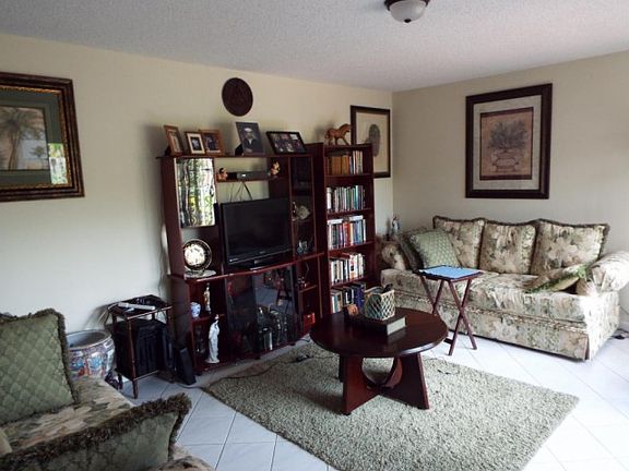 3rd image of 403 4th Ln #A