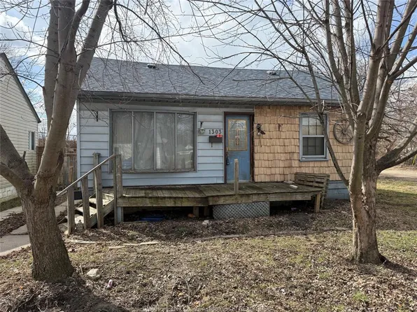 1303 Central Ave, Windsor, ON N8Y 3V3