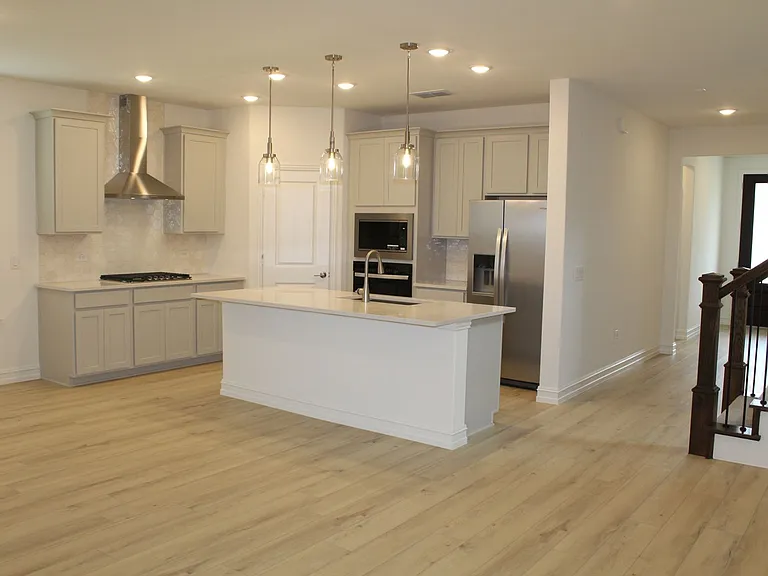 1317 Corleone Ln — Photo 4