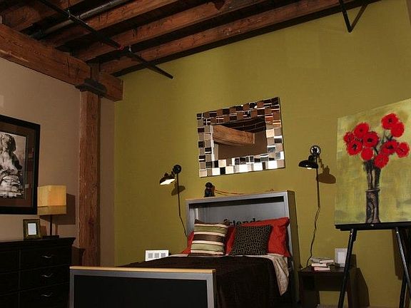 5th image of 317 S Elm St APT 516