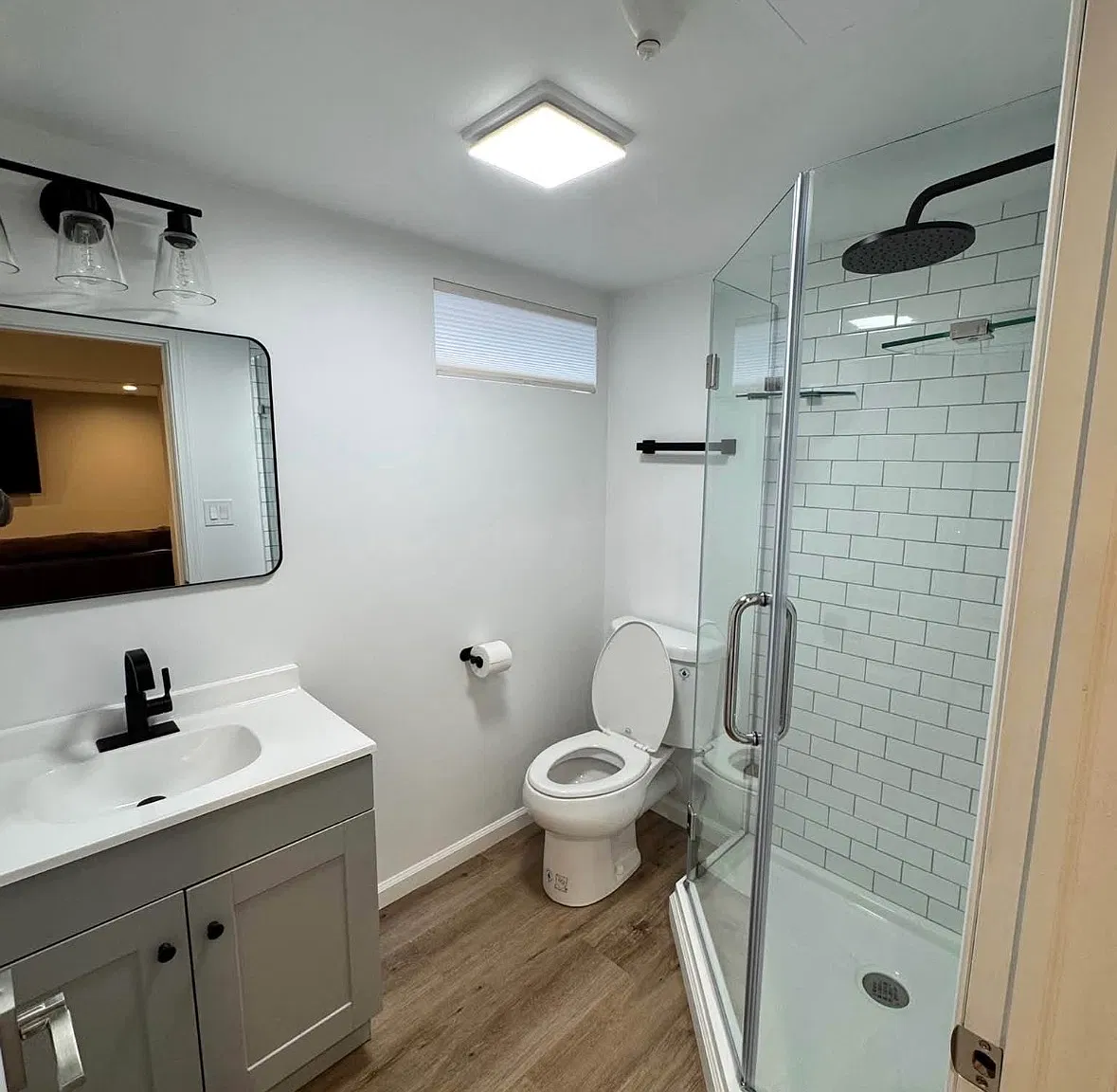 1 bed, 1000 sqft, $2,400 — Photo 4