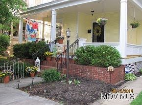 1st image of 822 2nd St