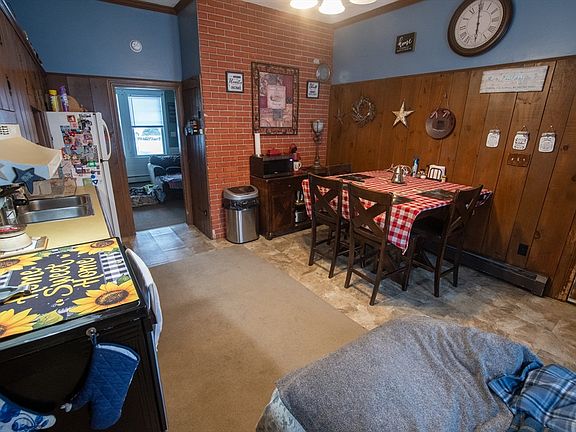 5th image of 1088 Diamond Hill Rd