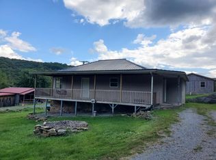 116 Creekside Rd, Fayetteville, WV 25840