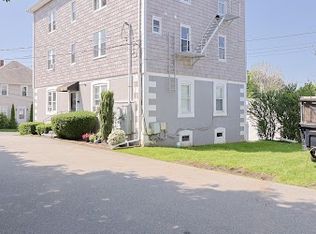9 West St #2, Bristol, RI 02809