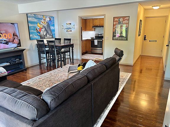 4th image of 802 S Fairview Rd APT D13