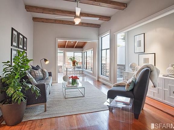 2nd image of 30 Elsie St