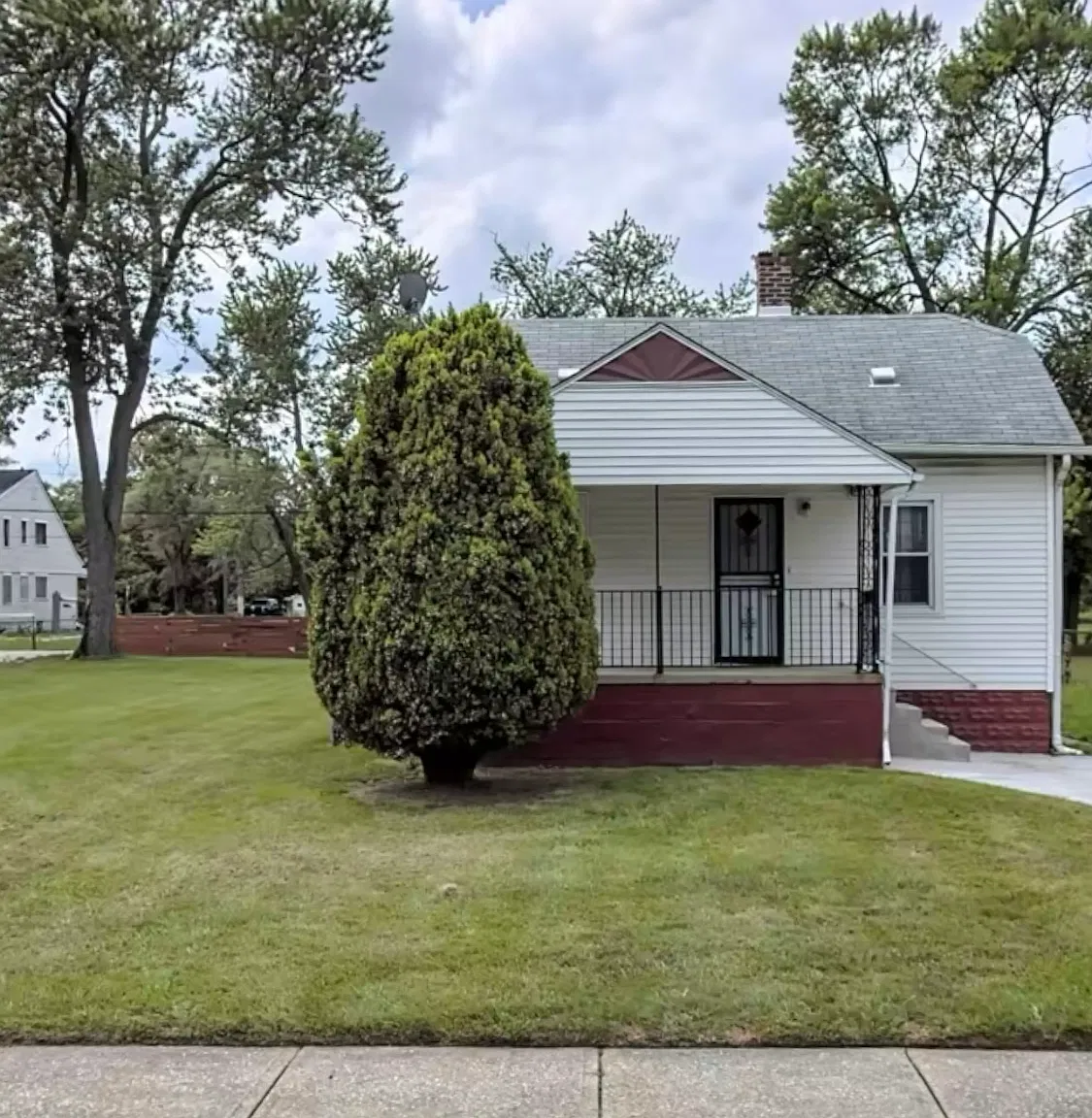 2 bed, 662 sqft, $1,000 — Photo 1