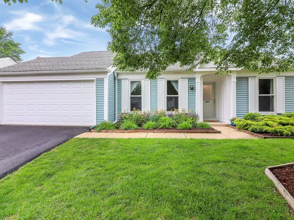 2280 Bannister Ln, Aurora, IL 60504