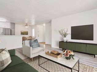 27940 Solamint Rd APT 2204, Canyon Country, CA 91387