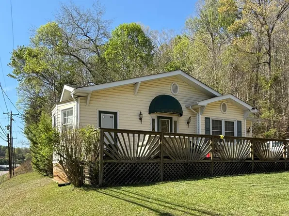880 N Main St, Marion, NC 28752