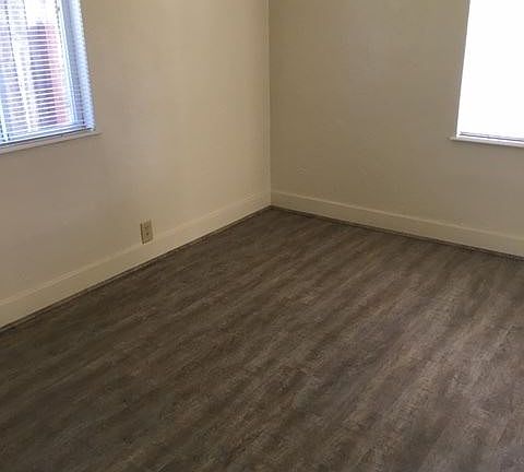 4th image of 1111 S Central Ave APT C