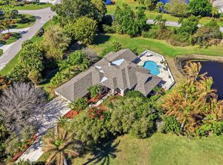 2400 NW Lakeridge Dr, Palm City, FL 34990
