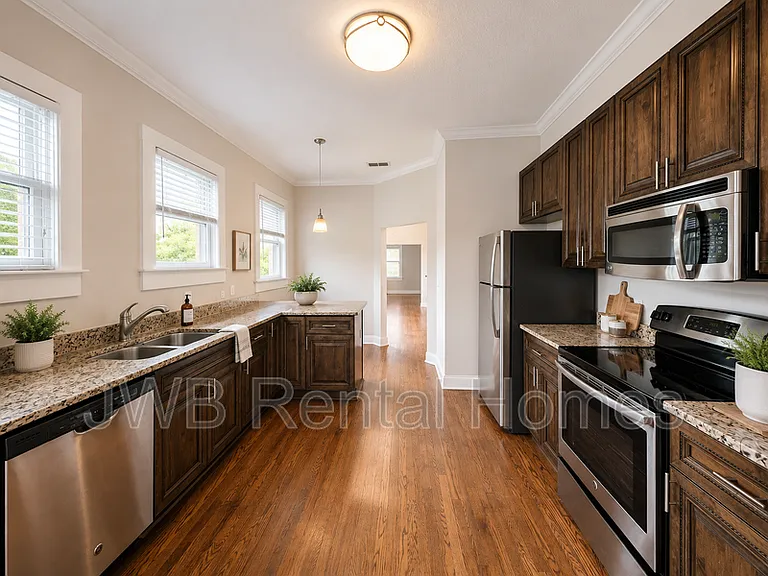 2243 Post St — Photo 3