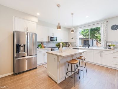 16895 Airport Cir Unit 107, Huntington Beach, CA, 92649