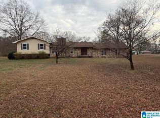 700 Foster Dr, Oxford, AL 36203