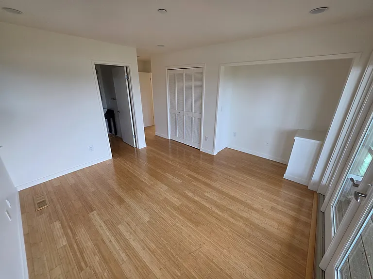 118 Hacienda Dr — Photo 42