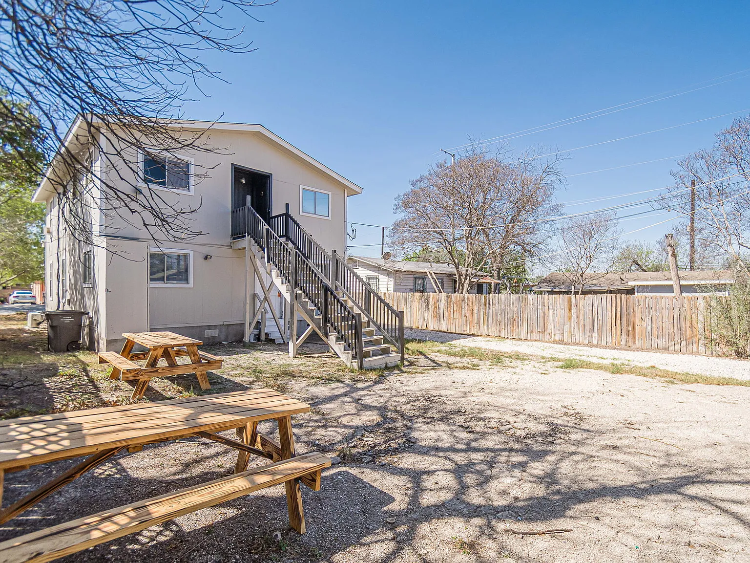 2323 Arbor Pl — Photo 4