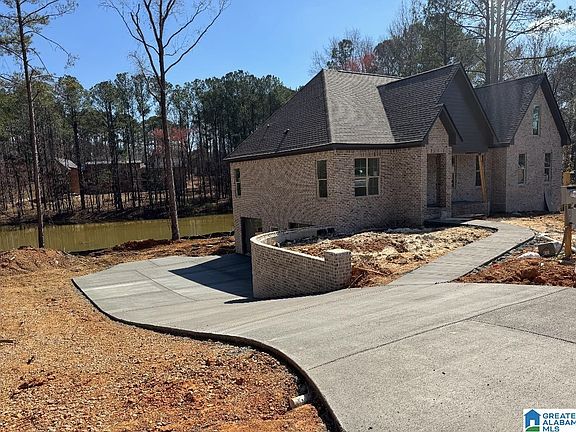 3rd image of 190 River Birch Rd