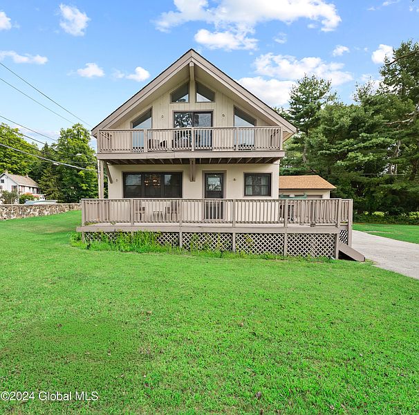 2nd image of 4618 Lake Shore Drive