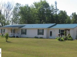 1275 La Porte Rd, Alger, MI 48610