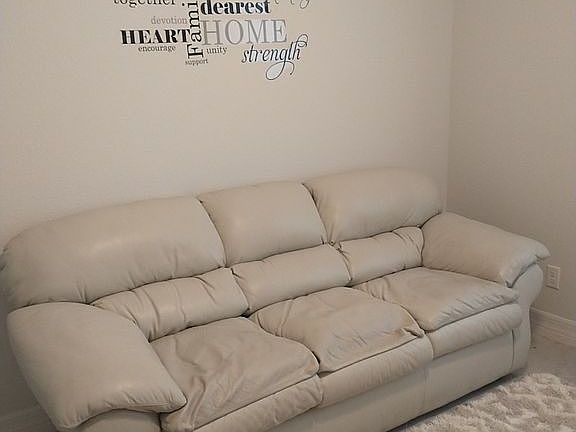 3rd bd fold out couch