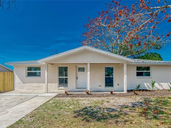 1300 Melonwood Ave, Clearwater, FL 33759