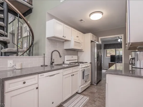 5 Augusta Dr Unit 2, Vernon Twp., NJ 07462