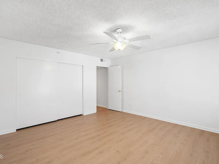 813 N Monterey St #3 — Photo 14