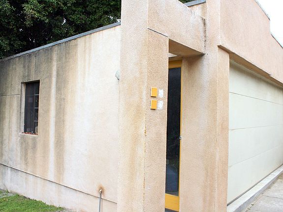 5th image of 3860 Aguilar St