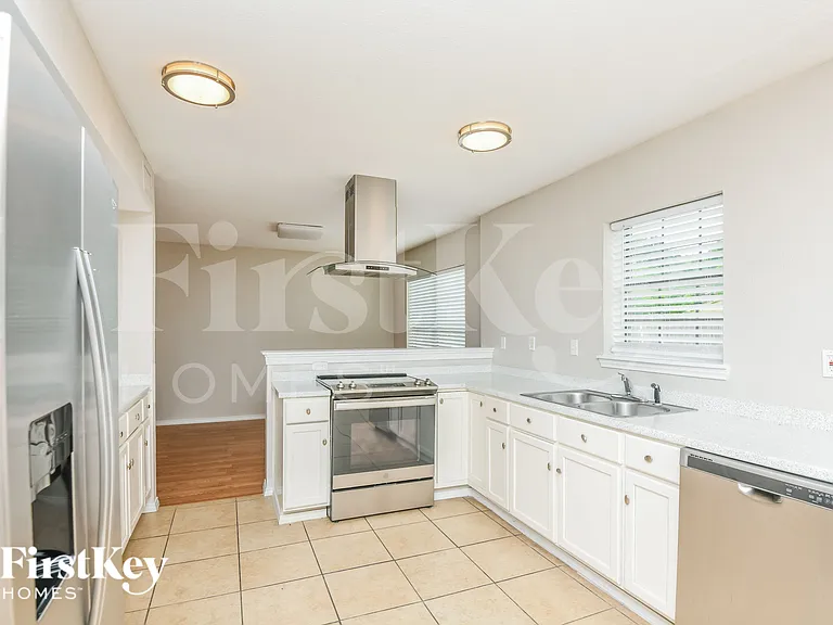 7700 Castillo Rd — Photo 6
