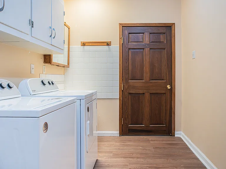 3245 Highway 61 E #1 — Photo 12