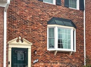 3050 Seminole Rd, Woodbridge, VA 22192